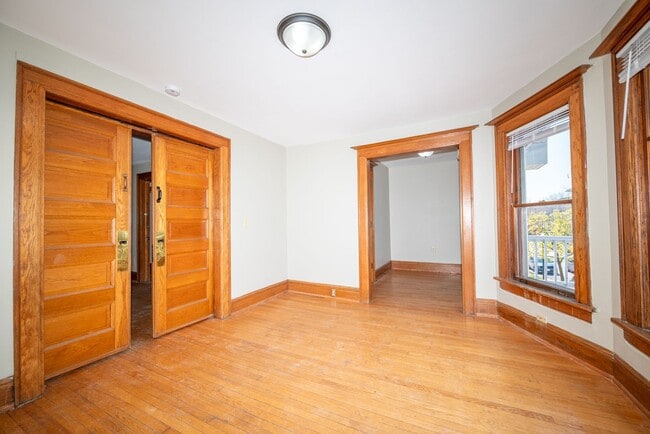405-407 W Main St in Madison, WI - Building Photo - Building Photo