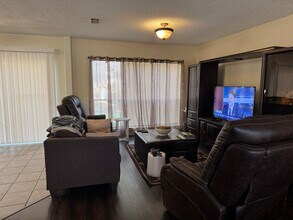 10022 Wind Burn Trail in Converse, TX - Building Photo - Building Photo