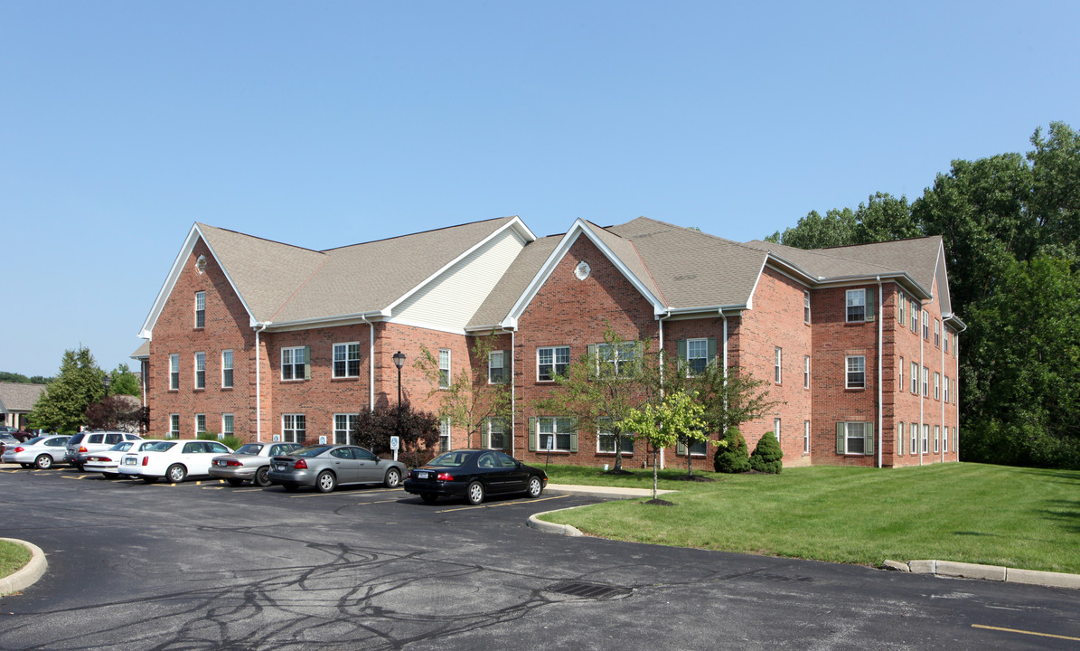 Woodview Court in Hilliard, OH - Foto de edificio