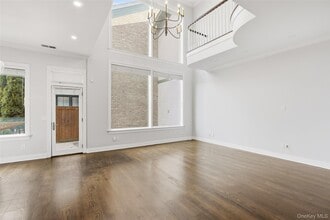 21 Rivers Edge Dr in Tarrytown, NY - Building Photo - Building Photo