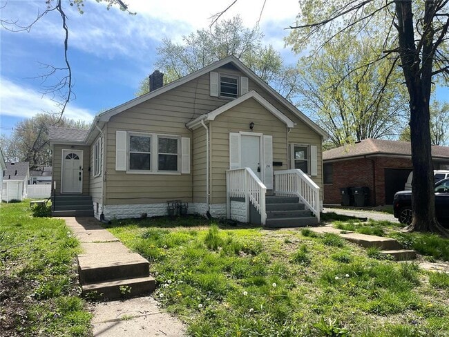 property at 210 N 41st St