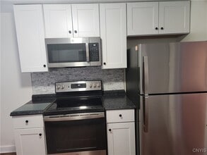 437 Church St in North Syracuse, NY - Building Photo - Building Photo