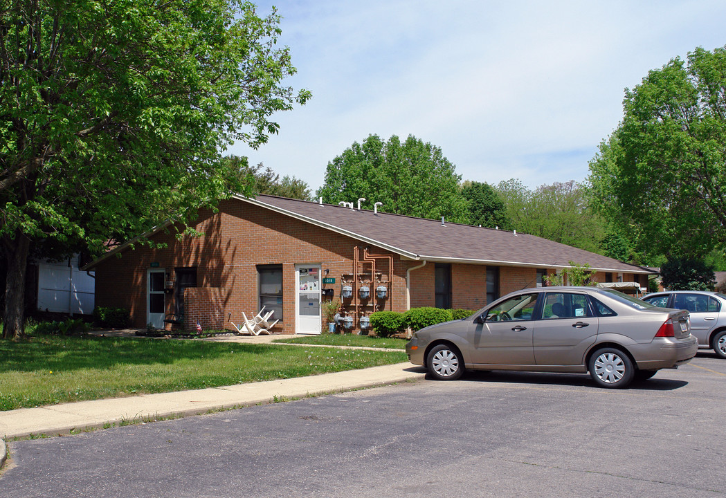 Hawthorne Apartments in Fairborn, OH - Building Photo