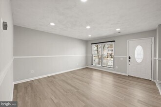 12263 Granada Way in Woodbridge, VA - Building Photo - Building Photo