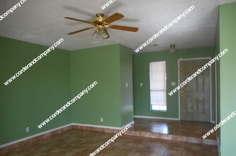 345 4th Ave NE in Rio Rancho, NM - Building Photo - Building Photo