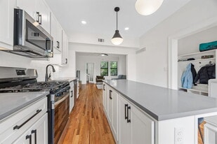 721 Limit Ave in St. Louis, MO - Building Photo