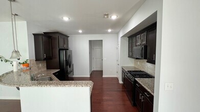 421 Durants Neck Ln in Morrisville, NC - Building Photo - Building Photo