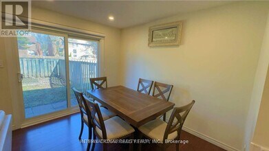 221 Ormond Dr in Oshawa, ON - Building Photo - Building Photo