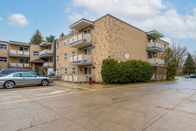 4619-4619 Portage Rd in Niagara Falls, ON - Building Photo - Building Photo