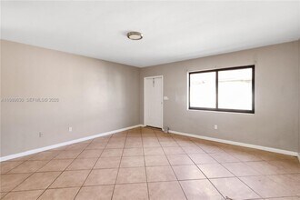 98 NE 71st St in Miami, FL - Building Photo - Building Photo