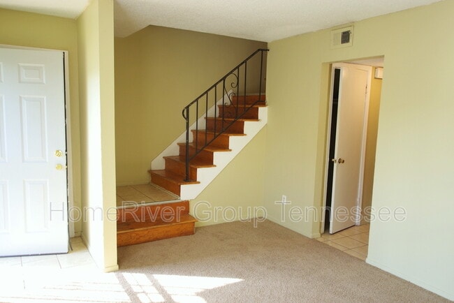 3433 Barbwood Dr in Memphis, TN - Building Photo - Building Photo