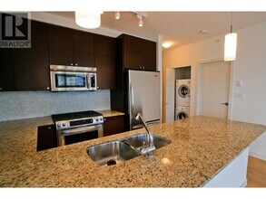 400-2400 Capilano Rd in Port Moody, BC - Building Photo - Building Photo