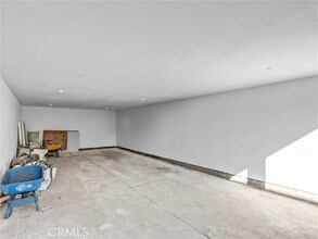 1231 S Rowan Ave in Los Angeles, CA - Building Photo - Building Photo