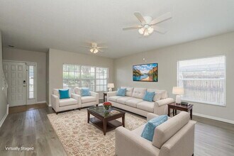 10939 Brucehaven Dr in Riverview, FL - Foto de edificio - Building Photo