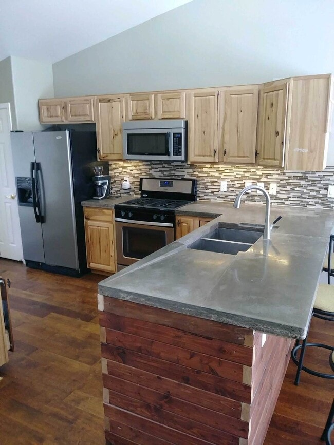 1481 Gardner St in Show Low, AZ - Building Photo - Building Photo