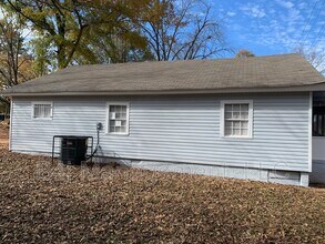 718 E Central Ave in Griffin, GA - Building Photo - Building Photo