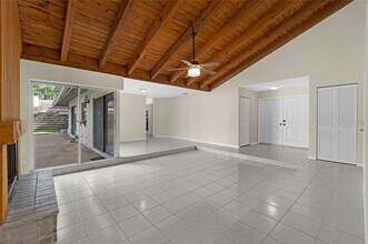4101 N 49th Ave in Hollywood, FL - Building Photo - Building Photo