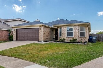 2320 Shadabury Dr in Little Elm, TX - Building Photo - Building Photo