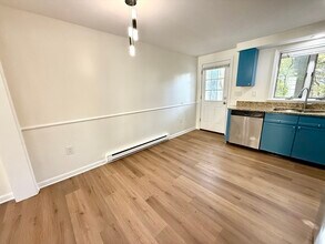 9 Olga Ave in Worcester, MA - Building Photo - Building Photo