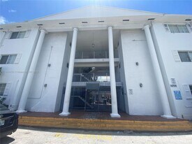 13700 NE 6th Ave in North Miami, FL - Building Photo