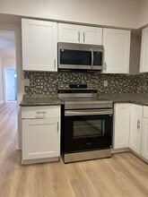 485 NW 25th Ct in Miami, FL - Building Photo - Building Photo