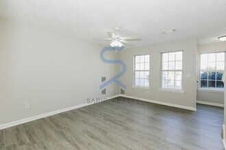 6512 Wellington Chase Ct in Lithonia, GA - Foto de edificio - Building Photo