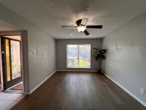 324 Arborview Dr in Garland, TX - Building Photo - Building Photo