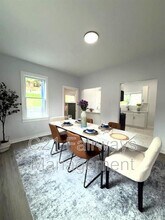 1231 Denisonview St in Pittsburgh, PA - Building Photo - Building Photo