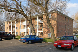 710 Schjelmile Rd Apartamentos