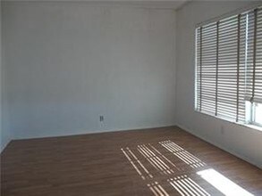 2950 N Palm Aire Dr-Unit -6 in Pompano Beach, FL - Building Photo - Building Photo