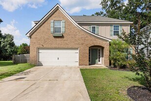 112 White Oak Pl in Smiths Station, AL - Building Photo