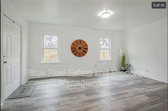 1033 Chandler Ave in Akron, OH - Building Photo - Building Photo