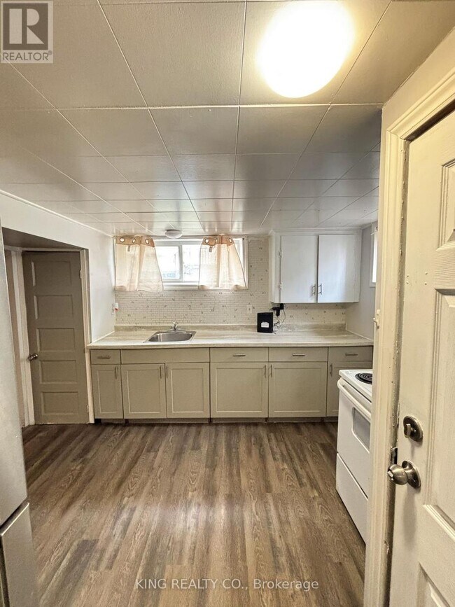 property at 58 Carlton St