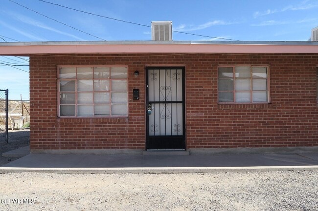 4023 Thomason Ave in El Paso, TX - Building Photo - Building Photo