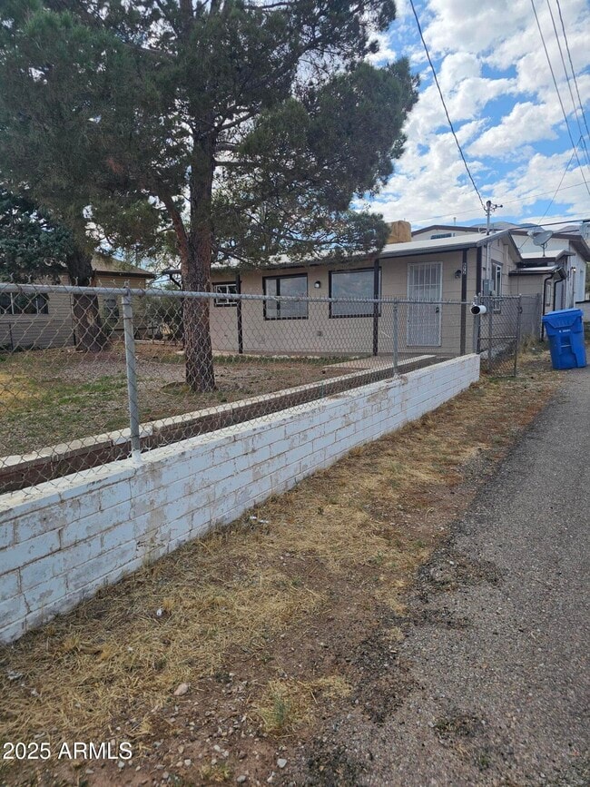 872 AZ-92 in Bisbee, AZ - Building Photo - Building Photo