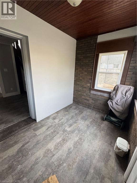 61 Waterloo St in Kitchener, ON - Building Photo - Building Photo
