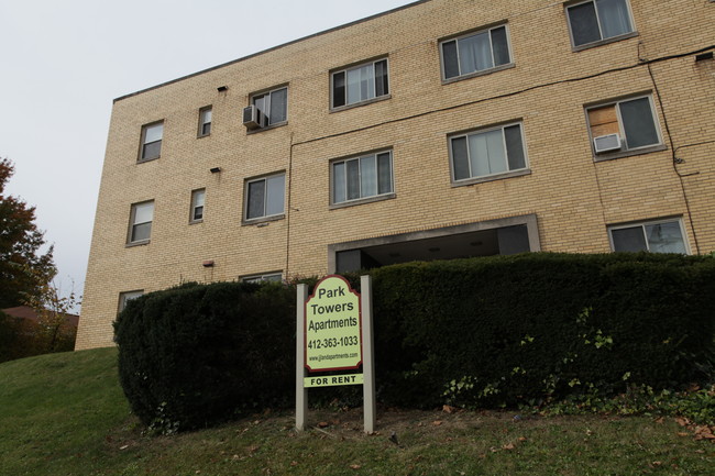 Park Towers Apartments in Pittsburgh, PA - Building Photo - Building Photo