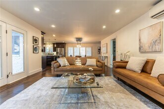 3844 Longview Dr in Chamblee, GA - Building Photo - Building Photo