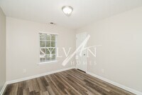 177 Saskatoon Dr photo'