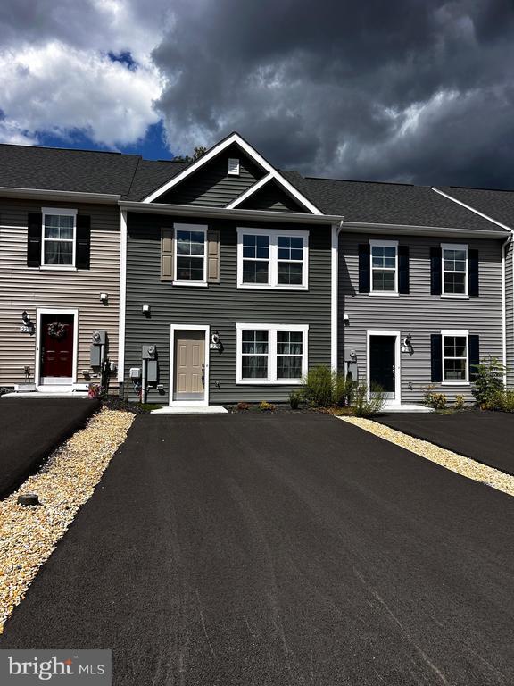 property at 220 Gentle Breeze Dr