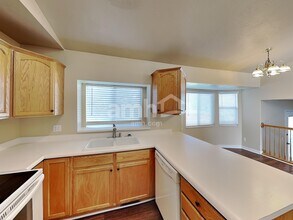 1920 Sergeant Dr in Salt Lake City, UT - Foto de edificio - Building Photo