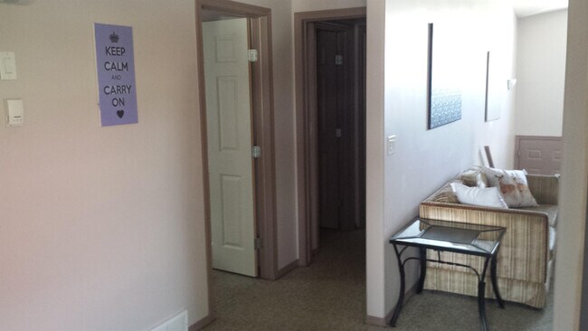 9025 96 Ave in Grande Prairie, AB - Building Photo - Building Photo