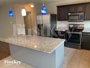 7513 Captain Ln in Fort Worth, TX - Foto de edificio - Building Photo