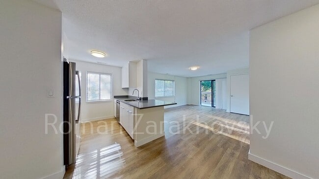 25 Webster Ave, Unit 101 in Somerville, MA - Building Photo - Building Photo