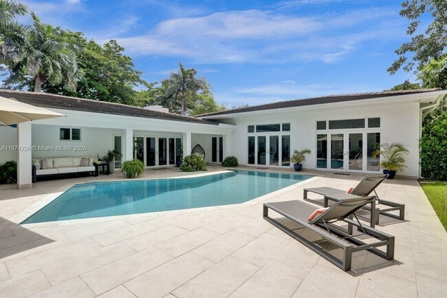 property at 1601 Lugo Ave