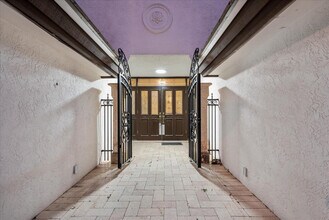 1421 Ponce de Leon Dr in Fort Lauderdale, FL - Building Photo - Building Photo