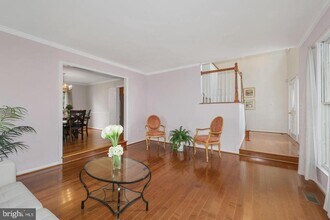 14429 Stonebridge View Dr in North Potomac, MD - Foto de edificio - Building Photo