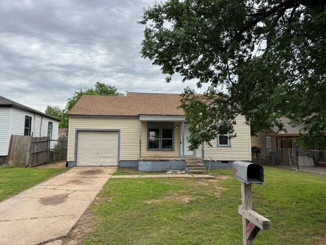 property at 3404 S Meta Ave