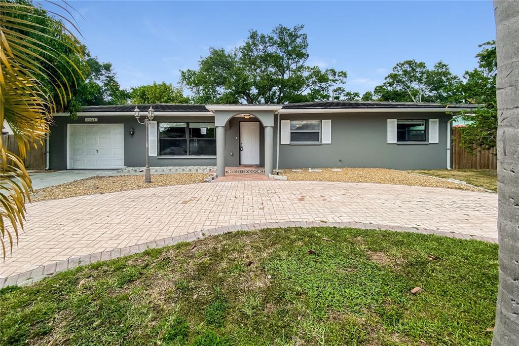 1524 Sandy Ln in Clearwater, FL - Building Photo