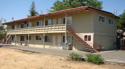 30 Bisceglia Ave in Morgan Hill, CA - Foto de edificio - Building Photo